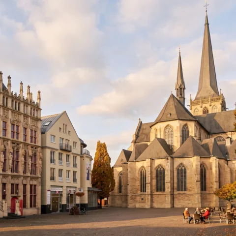 wesel_rathaus_dom_max2000